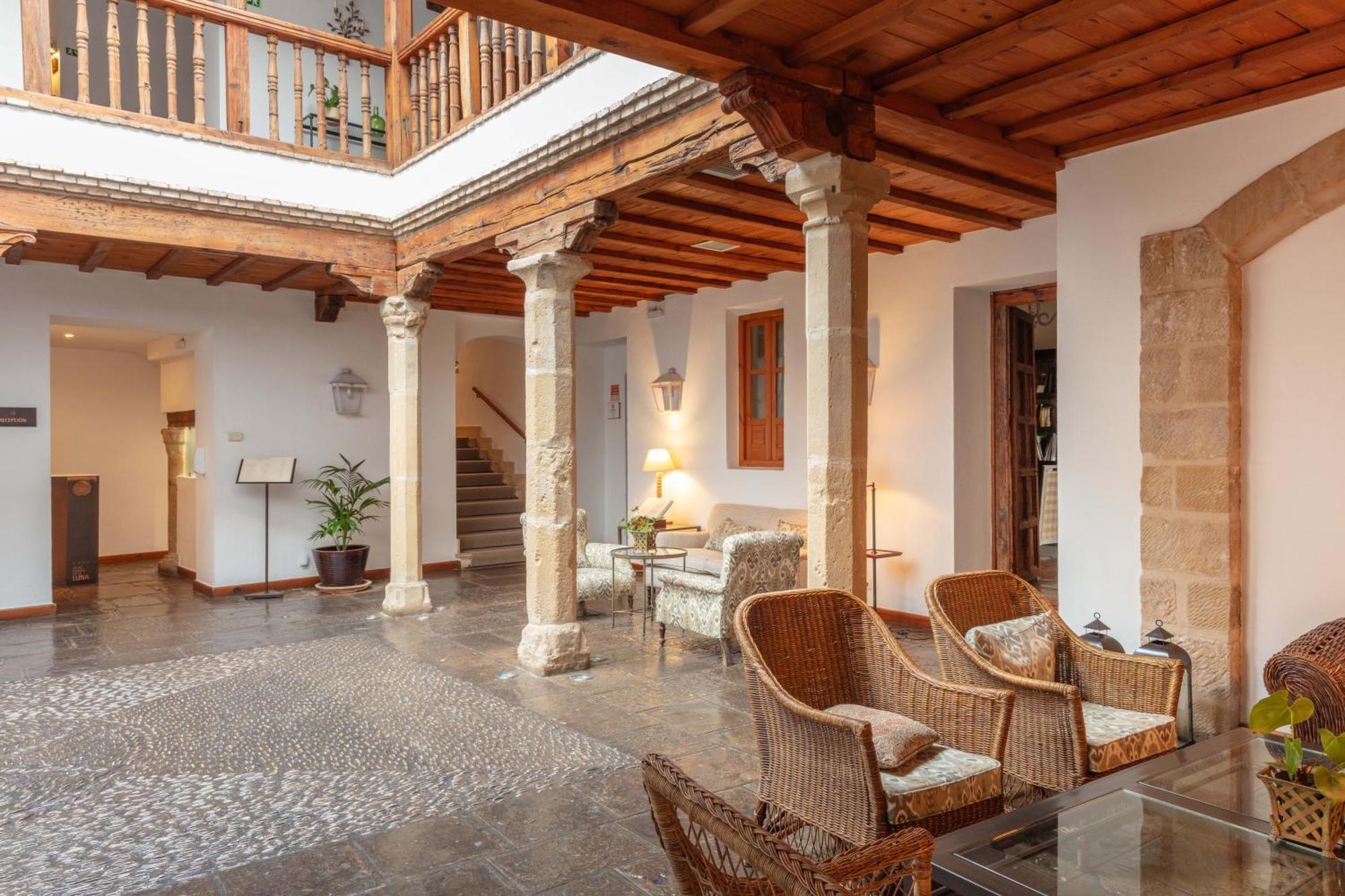Hotel Puerta De La Luna بايثا المظهر الخارجي الصورة