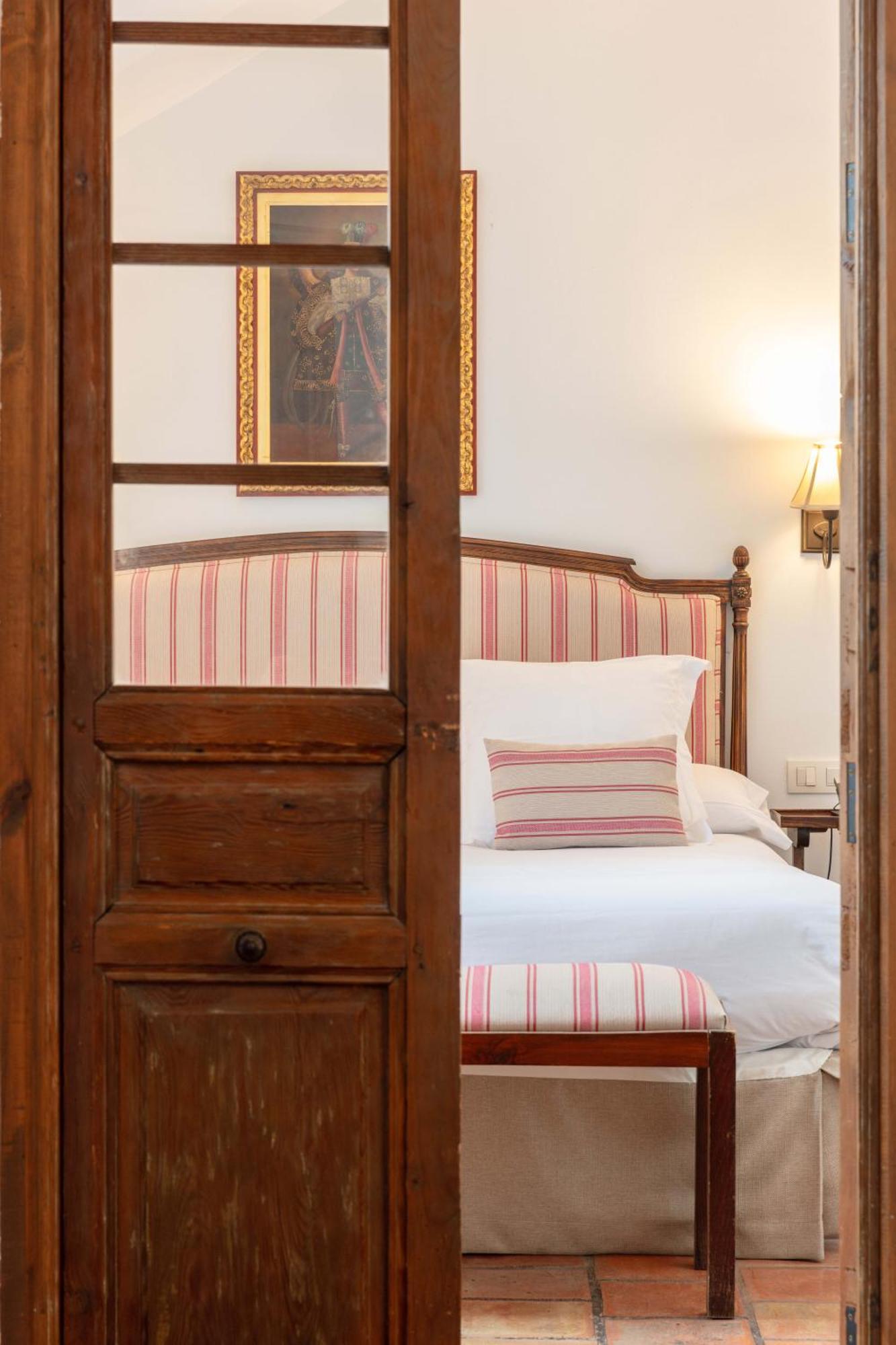 Hotel Puerta De La Luna بايثا المظهر الخارجي الصورة