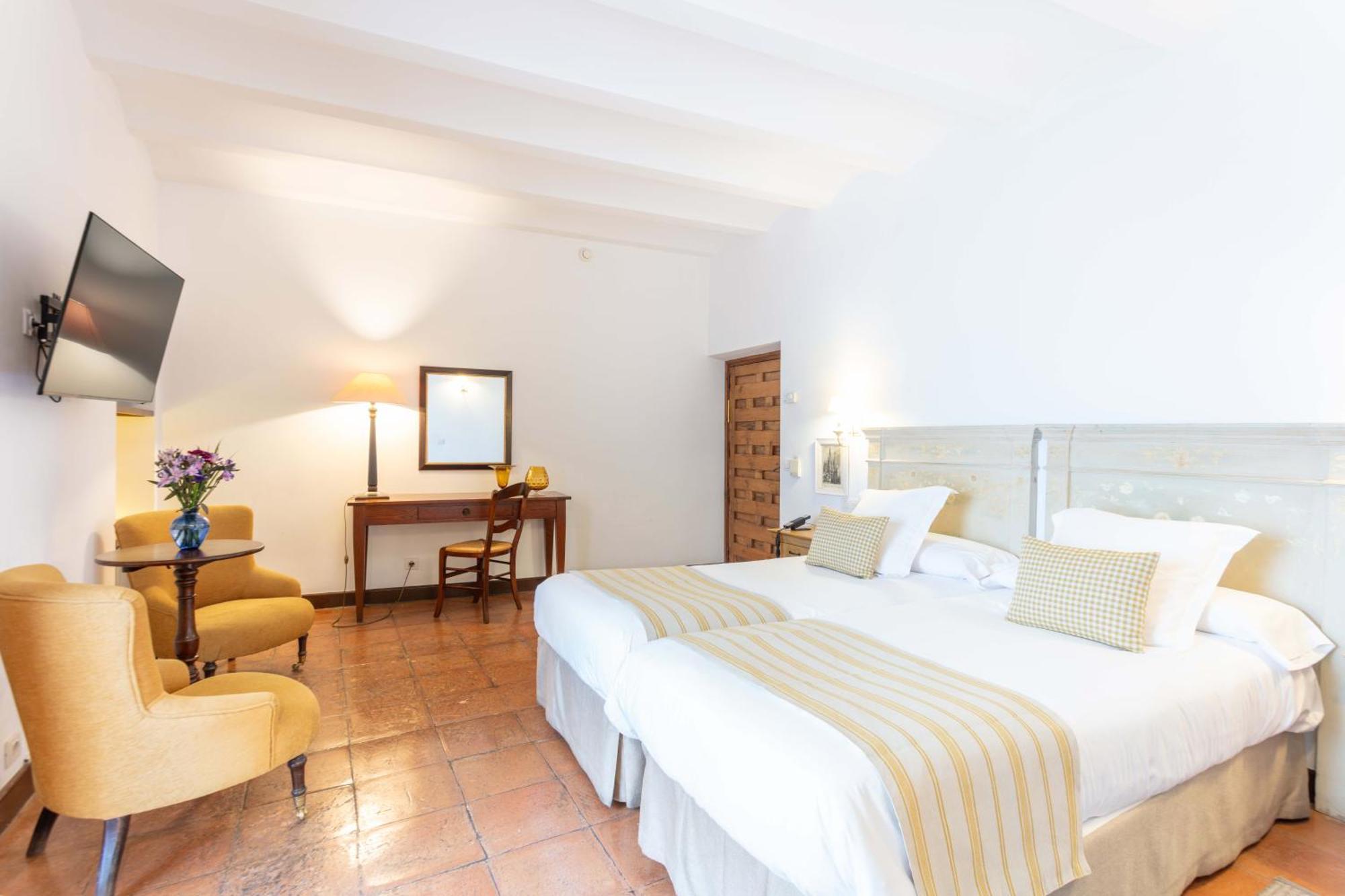 Hotel Puerta De La Luna بايثا المظهر الخارجي الصورة